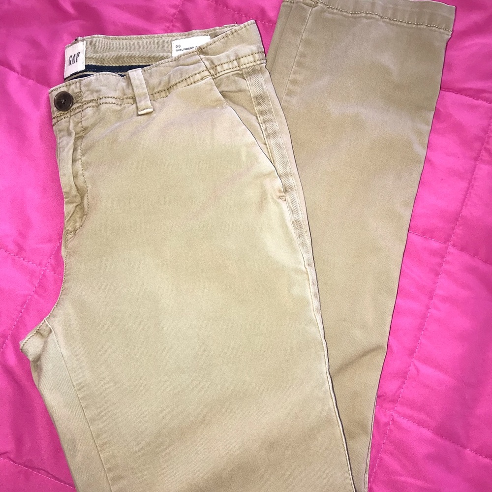 Gap Girlfriend Chino